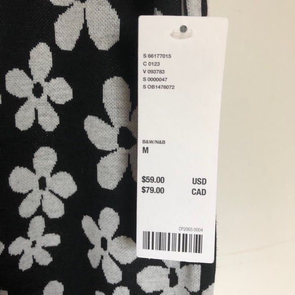 NEW Urban Outfitters floral flared pants - Picture 4 of 4